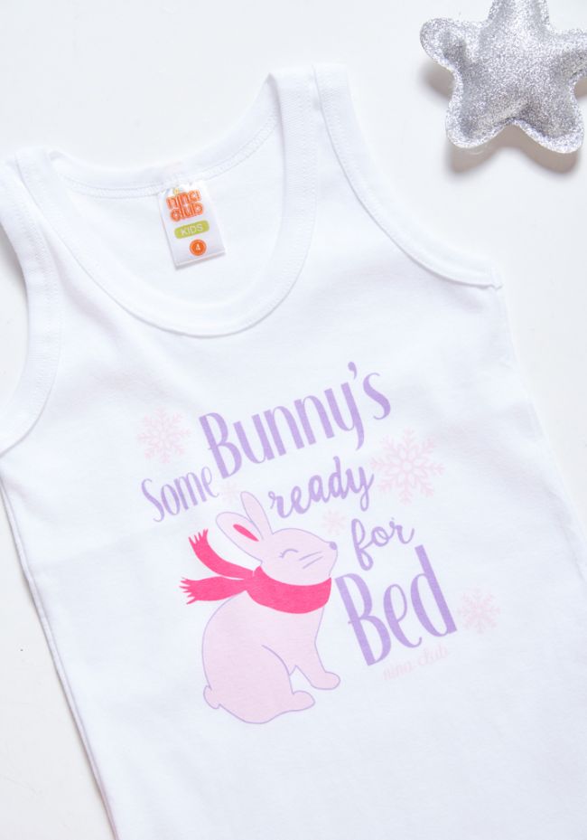 Children's sleeveless shirt with a bunny