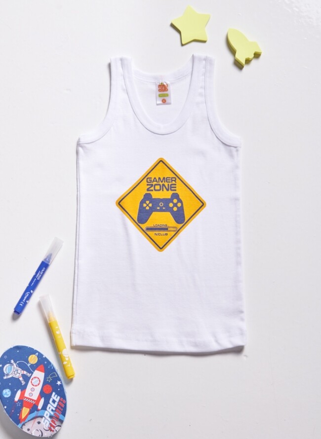 Sleeveless children's t-shirt with a videogame design