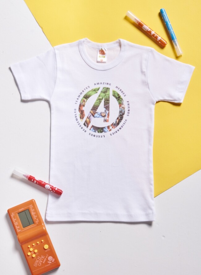 Children's short-sleeved T-shirt with a super hero logo