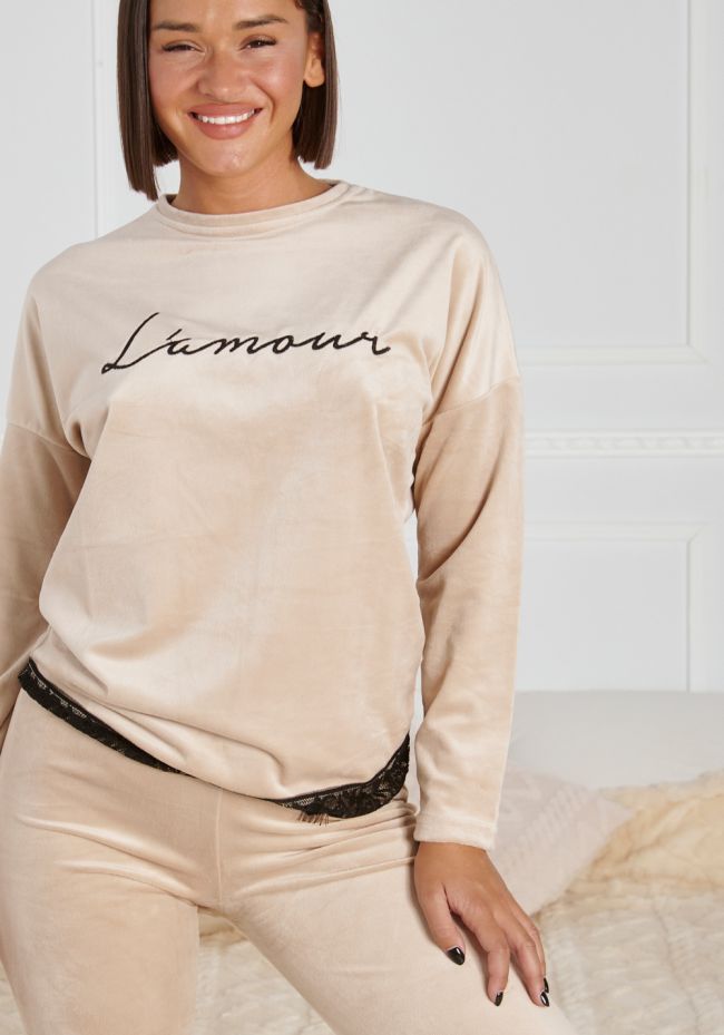 Homewear γυναικείο βελουτέ με logo l'amour και δαντέλα
