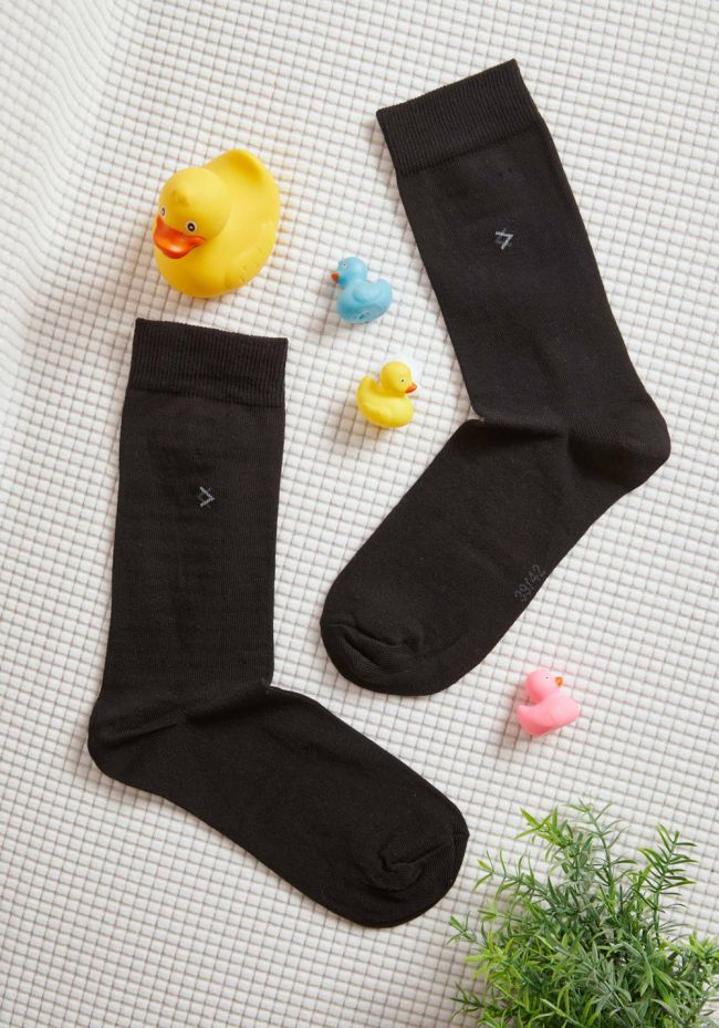 Мъжки едноцветни чорапи с емблема