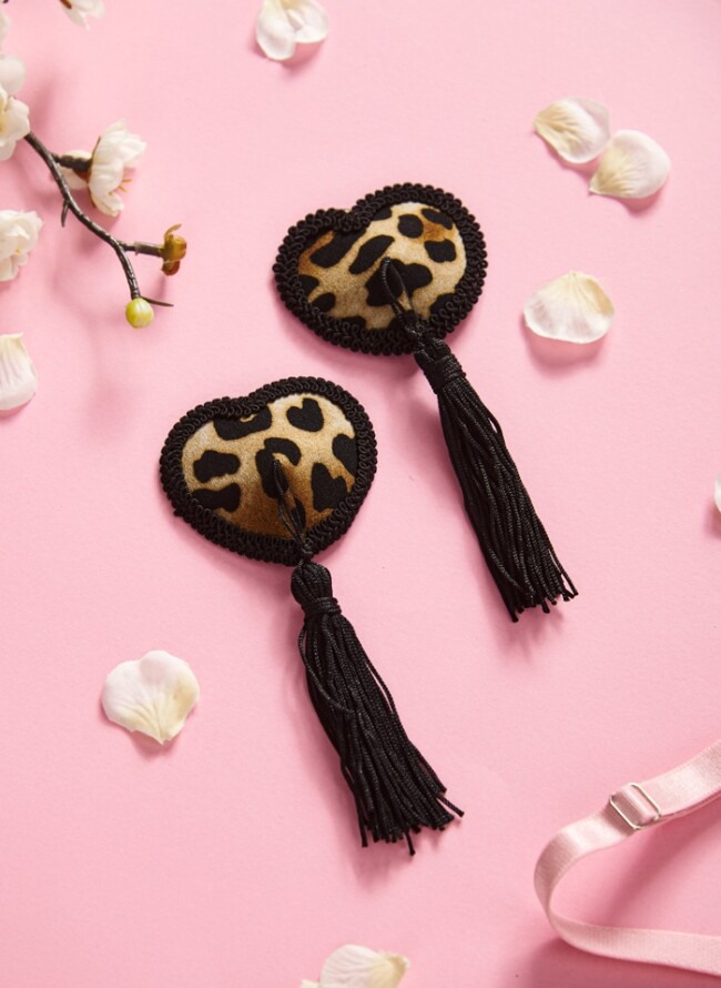Nipple covers animal print hearts with tassels
