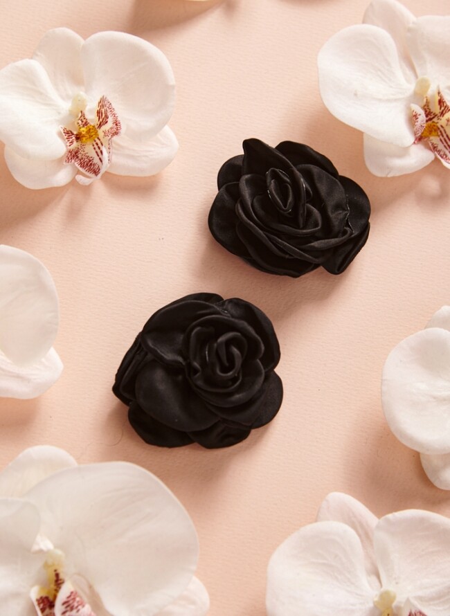 Nipple covers roses