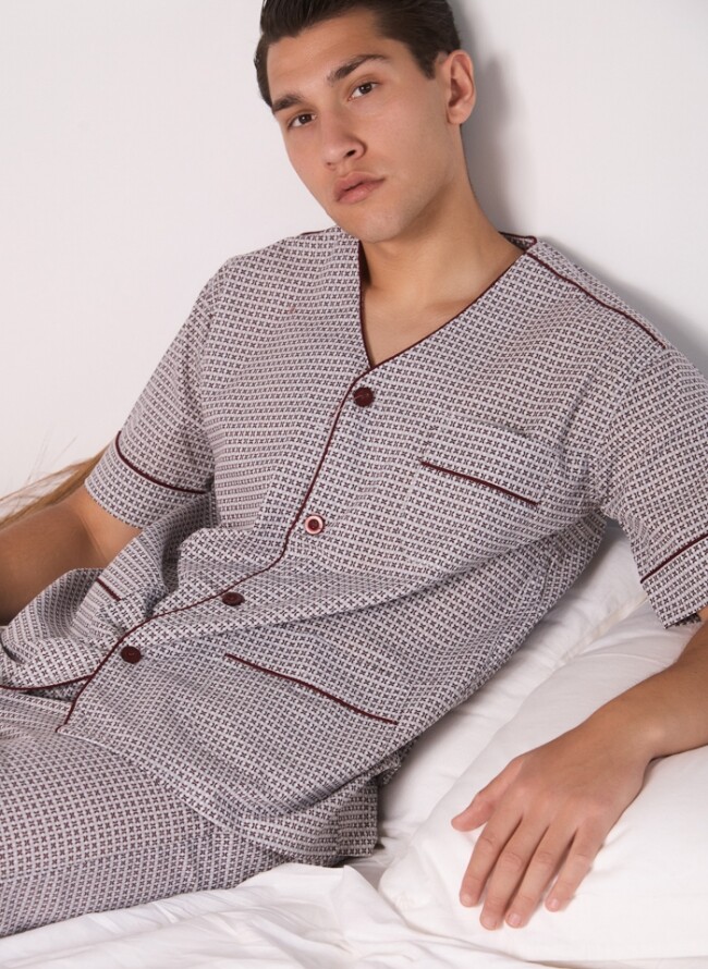 Men's buttoned pajamas classic