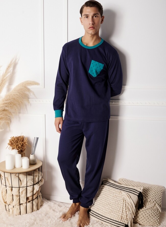 Men's pajamas with two colors and a pocket