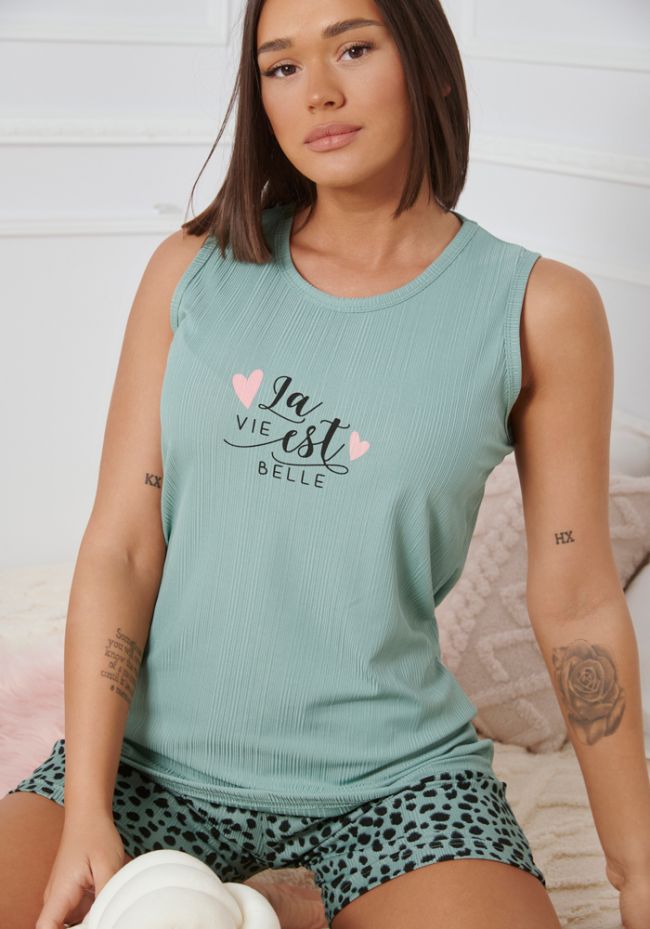 Дамска пижама с животински принт шорти и лого