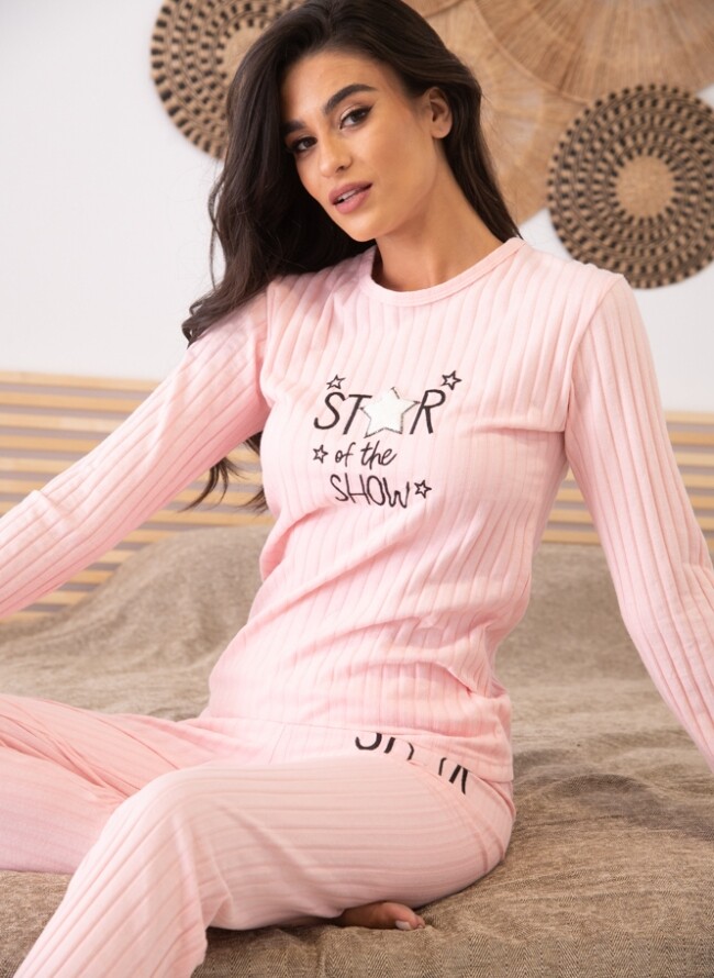 Дамска пижама със звезда и лого