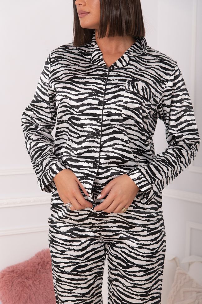 Πιτζάμα γυναικεία σατέν κουμπωτή zebra print