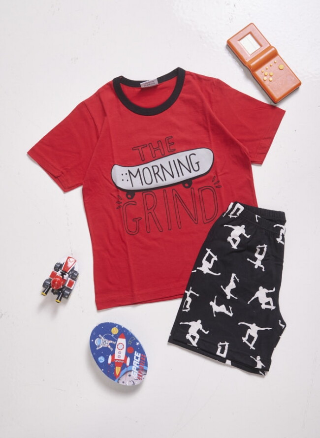 Children's pajamas with logo and skateboard