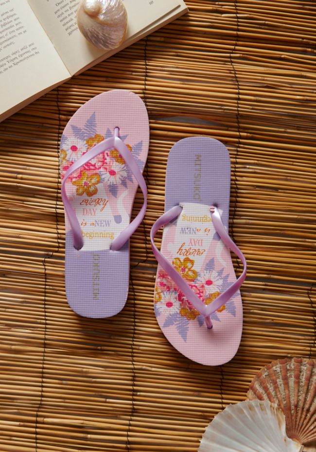 Women's flip-flops with flowers and logo