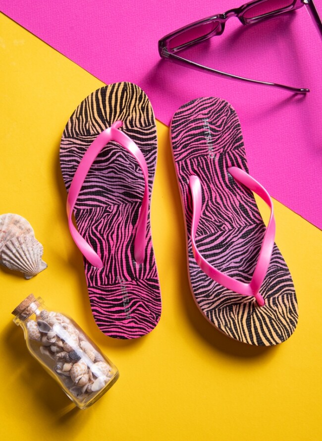 Σαγιονάρες γυναικείες με πολύχρωμο zebra print