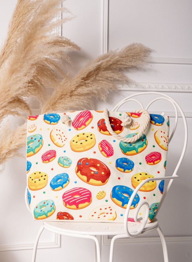 Τσάντα ψάθινη με πολύχρωμα donuts